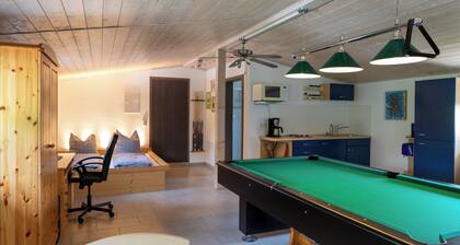 Ferienwohnung in Hallbergmoos, Nähe Flughafen München, Therme Erding