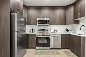 Microwave, oven, stovetop, dishwasher