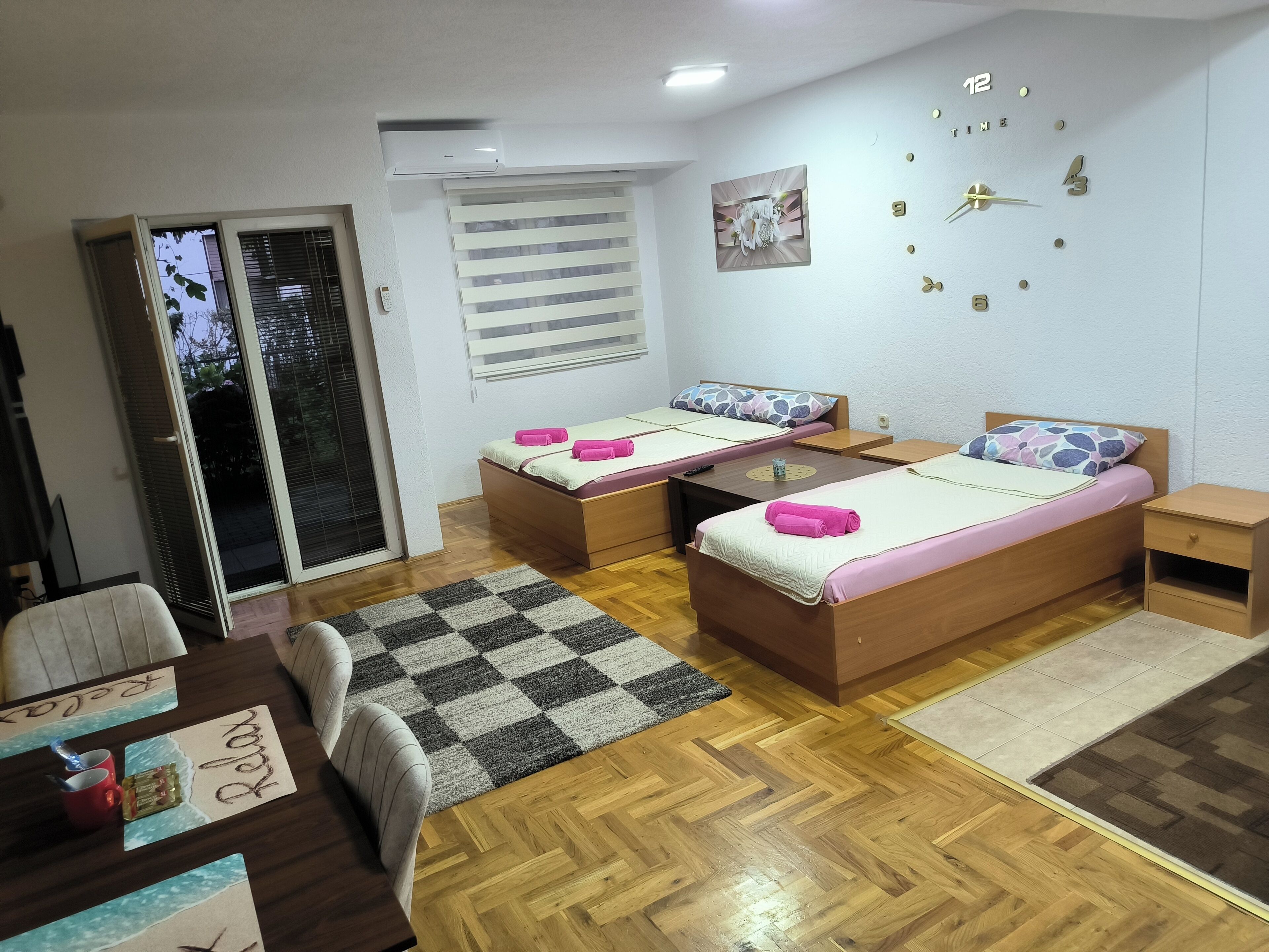 1 bedroom, iron/ironing board, WiFi, bed sheets