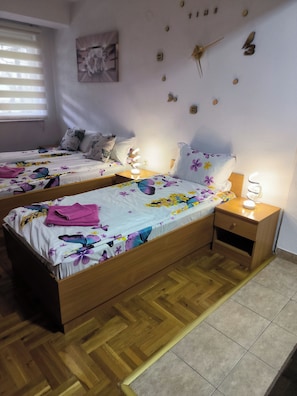1 bedroom, iron/ironing board, WiFi, bed sheets