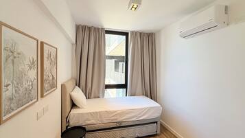 Apartamento premium, 3 quartos, vista para a cidade | Frigobar, escrivaninha, espaço de trabalho para notebook