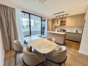 Appartement, 3 slaapkamers (1B) | Dineerruimte