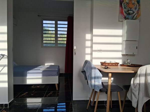 1 chambre, Wi-Fi gratuit, draps fournis