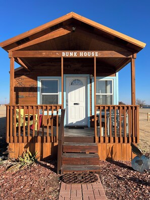 Exterior detail - Bunk House Cabin in Silverton Texas (Silverton)