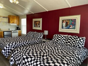 1 chambre, fer et planche à repasser, Wi-Fi, draps fournis