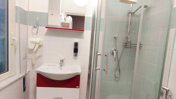 Comfort Room, Non Smoking, Balcony | Bathroom | Shower, rainfall showerhead, free toiletries, hair dryer