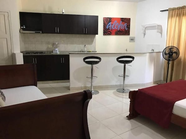 1 chambre, Wi-Fi, draps fournis