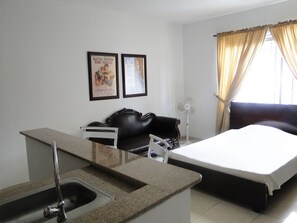 1 bedroom, WiFi, bed sheets