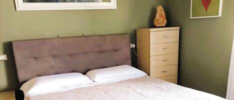 1 Schlafzimmer, Bügeleisen/Bügelbrett, WLAN, Bettwäsche