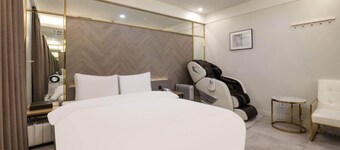 hotel 99 prestige