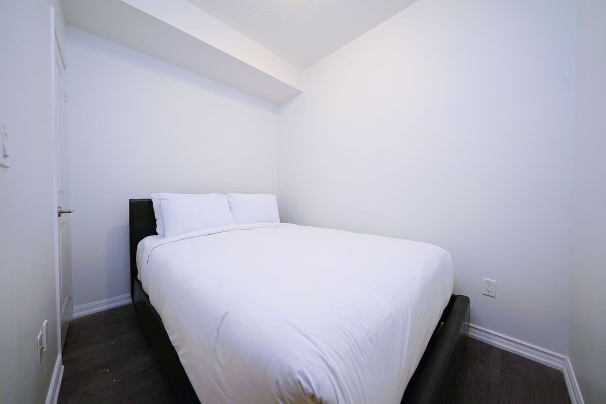 Blackout curtains, iron/ironing board, free WiFi