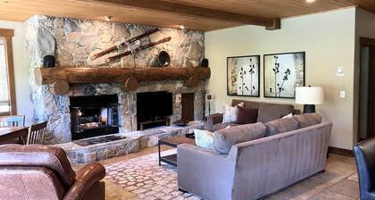KBM Resorts NEW Property Bristlecone Beautifully Updated, Easy Access to Deer Valley, Private Hot Tub, Gas Fireplace, Main Street! Bct-501