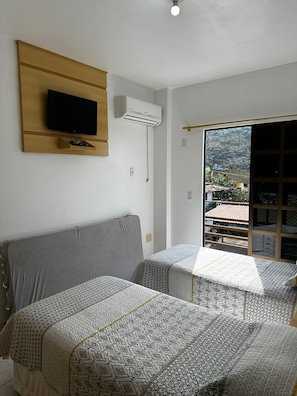 2 bedrooms, free WiFi - Vista Bela Residential Apartment 03 (Centro Bombinhas)