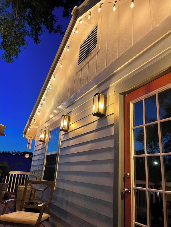 تفاصيل الفندق من الخارج