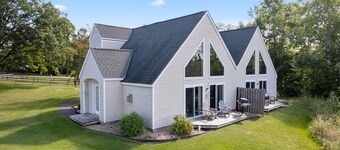 Lakeside Retreat Townhome w/ Golf Views