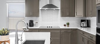 Private Golf Retreat Near Ballpark + EV in Garage