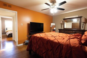 4 Schlafzimmer, Bügeleisen/Bügelbrett, WLAN, Bettwäsche
