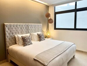 2 Schlafzimmer, Zimmersafe, Bügeleisen/Bügelbrett, WLAN