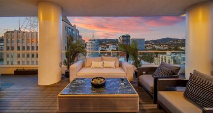 Hollywood Penthouse. 3-bedroom ultra luxury condo