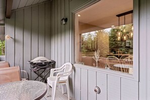 تناول الطعام بالخارج