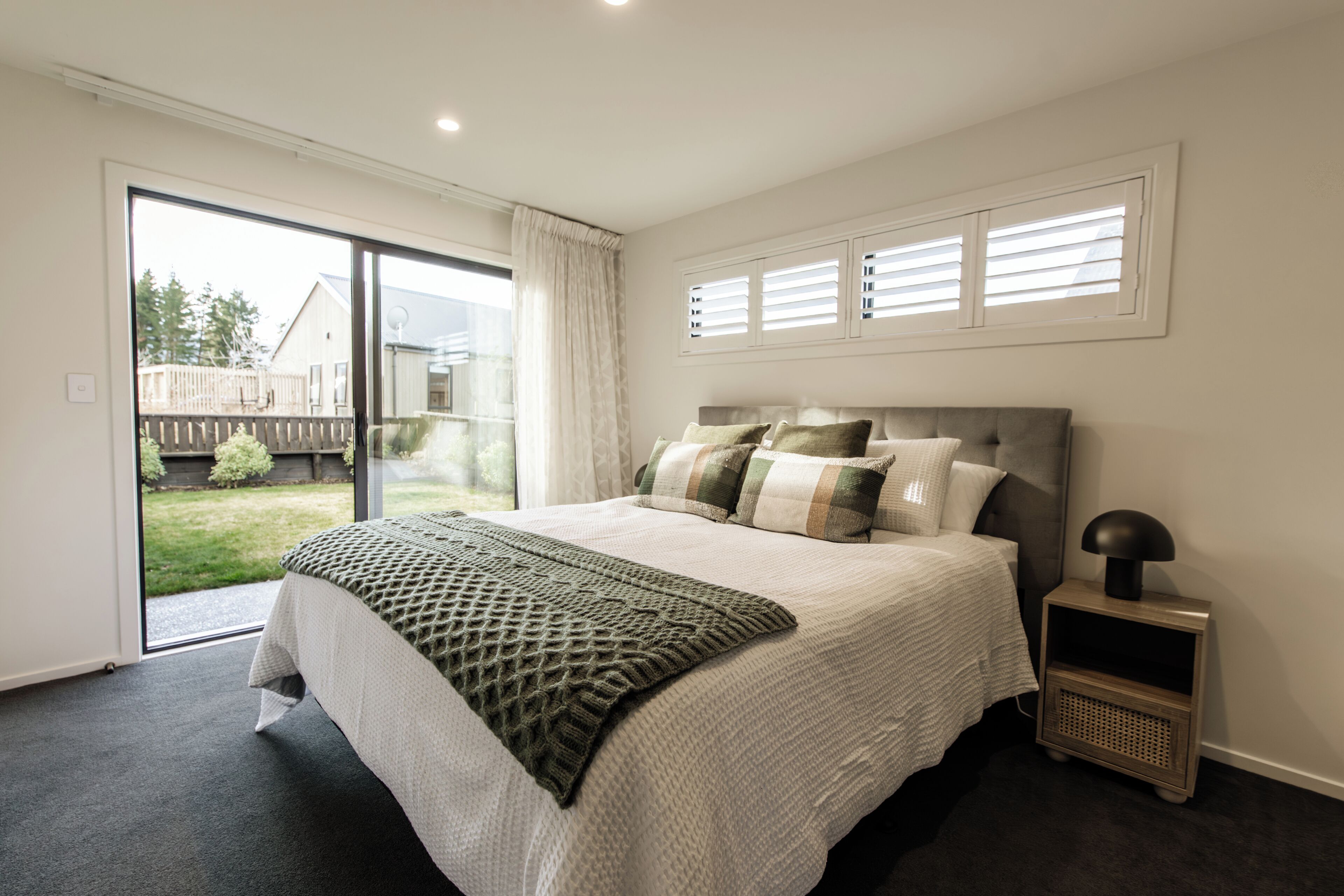 4 室のベッドルーム、WiFi、ベッドシーツ