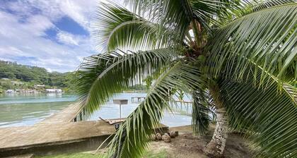 Peaceful house by the sea