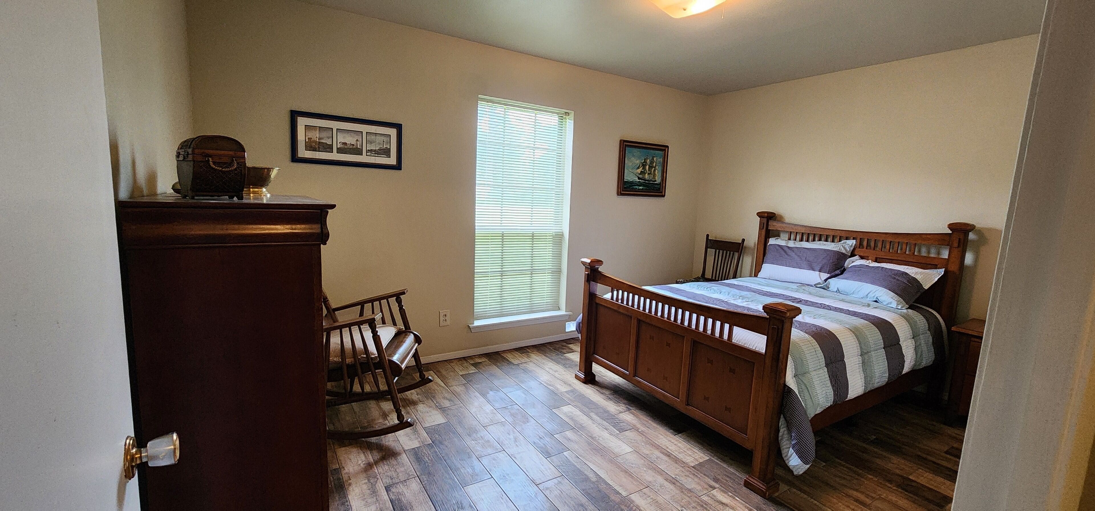 3 Schlafzimmer, Bügeleisen/Bügelbrett, WLAN, Bettwäsche