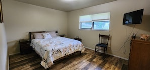 3 bedrooms, desk, iron/ironing board, free WiFi - Cozy Country Gateway (Rosharon)