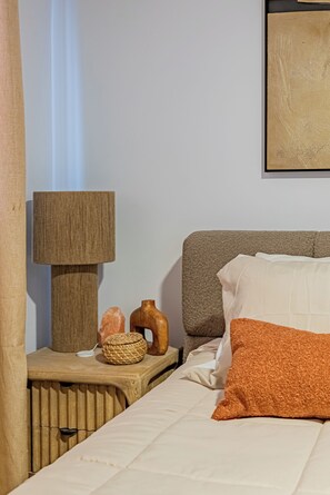 1 bedroom, in-room safe, iron/ironing board, free WiFi