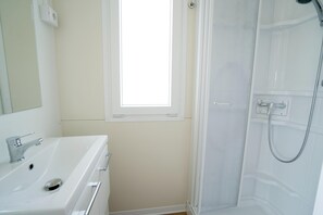 Comfort Mobile Home, 2 Bedrooms | Bathroom | Shower - Mobile Homes in Camp Kovacine, Cres, With Long Pebble Beach (Cres)