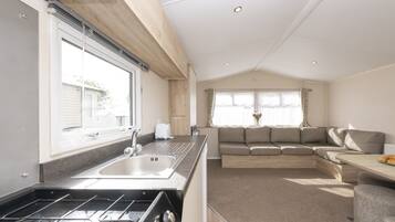 Mobile Home | Private kitchen