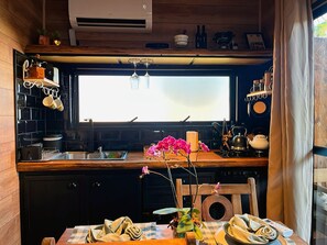 Oven, stovetop