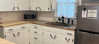 Charming 3-bedroom family friendly home in York