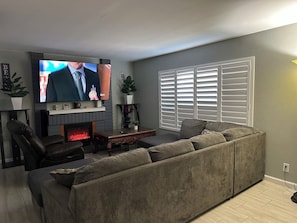 TV connectée, cheminée