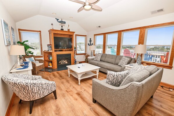 TV, fireplace, video games, computer monitors