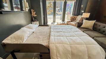 1 bedroom, iron/ironing board, free WiFi, bed sheets