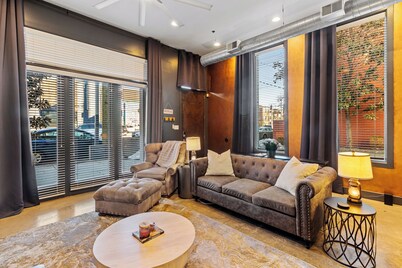 NuLu Louisville + Private Garage + Walk to Distilleries + King Bed