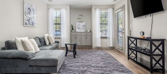 3 mins from Arsenal &BridgeStreet