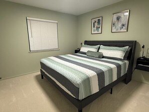 3 habitaciones, escritorio, wifi gratis y ropa de cama 