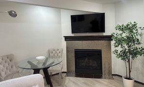 Interior - NEW Modern Secondary Suite w/Private Office, Chefs Kitchen and 2nd workspace (Calgary)