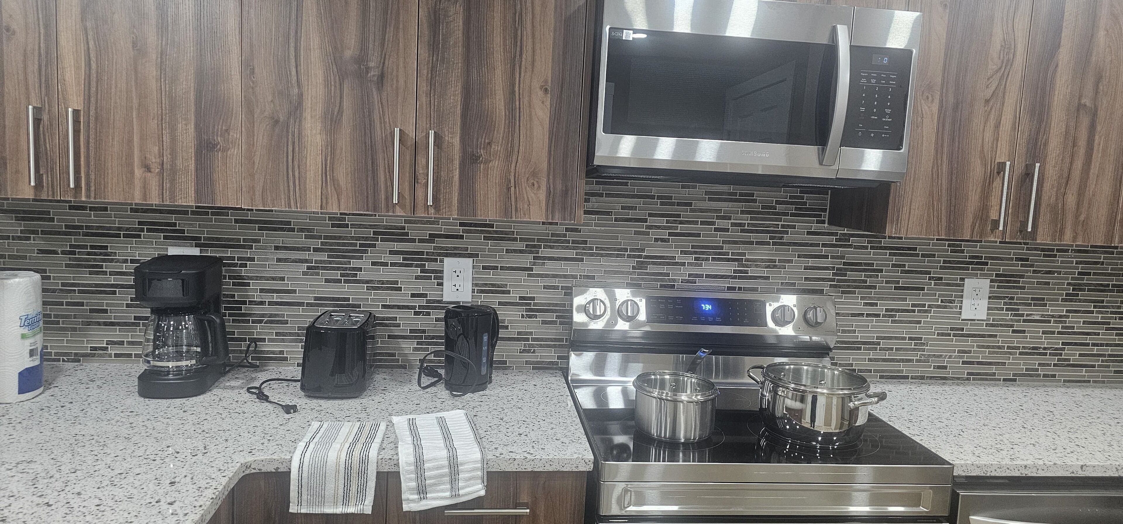 Microwave, oven, stovetop, dishwasher