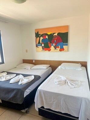 2 bedrooms, iron/ironing board, free WiFi