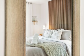 3 室のベッドルーム、アイロン / アイロン台、WiFi、ベッドシーツ