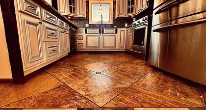 Beautiful Newly remodeled LG home Clse to Mesa Verde Nat Parks Trails Mtn Views