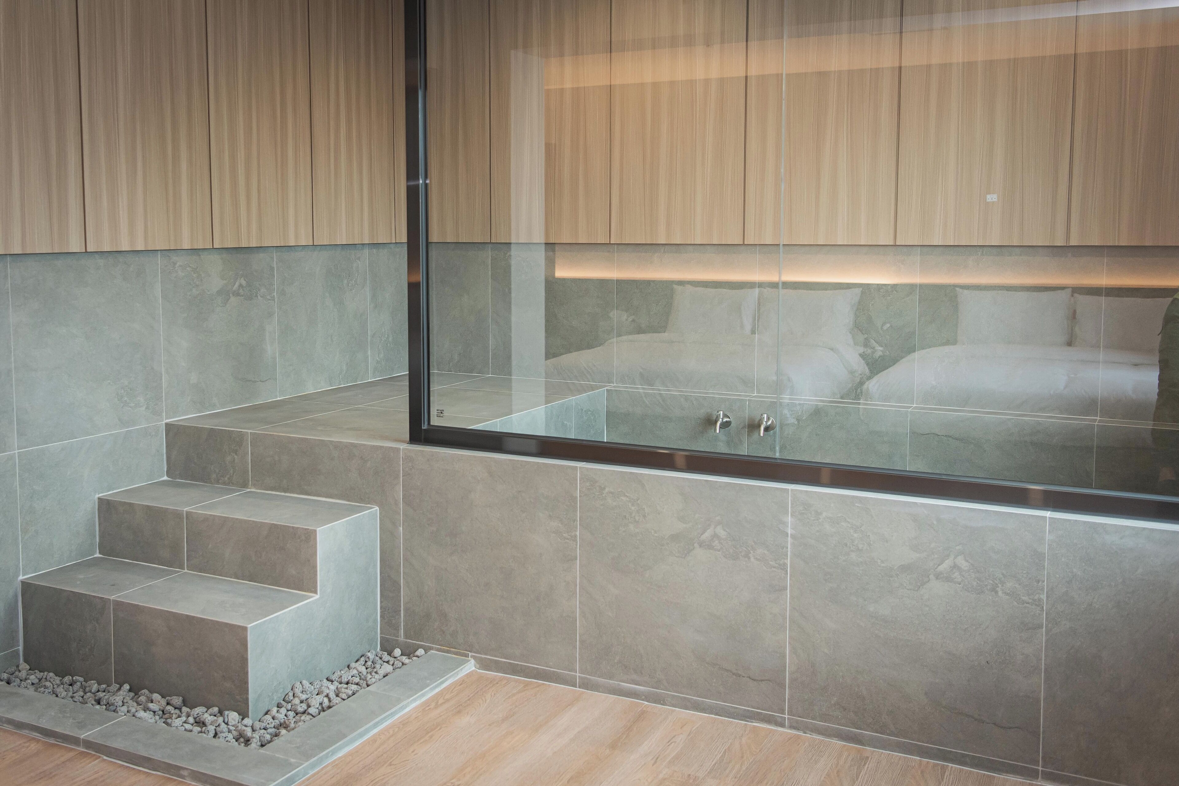 DELUX TWIN SPA - Breakfast service + 1 FREE DRINK provided to guests | 고급 침구, 오리/거위털 이불, 메모리폼 침대, 책상