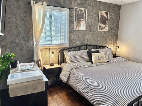 4 habitaciones, tabla de planchar con plancha y wifi gratis