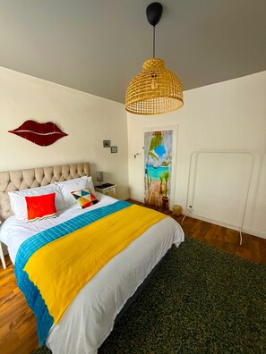 2 bedrooms, WiFi, bed sheets