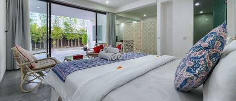 Căn hộ Exclusive | Két bảo mật tại phòng, màn/rèm cản sáng, bàn ủi/dụng cụ ủi quần áo