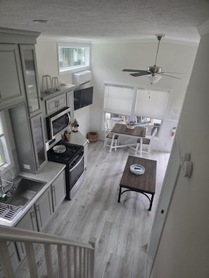 Fridge, microwave, oven, coffee/tea maker