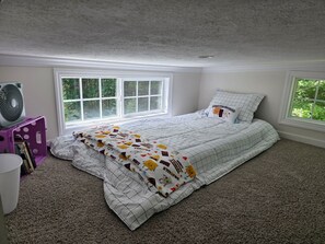 2 quartos, Wi-Fi de cortesia, roupa de cama